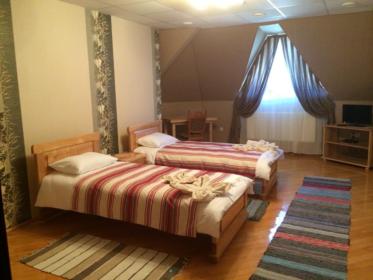 Hotel Svitlytsia Tyachiv 外观 照片
