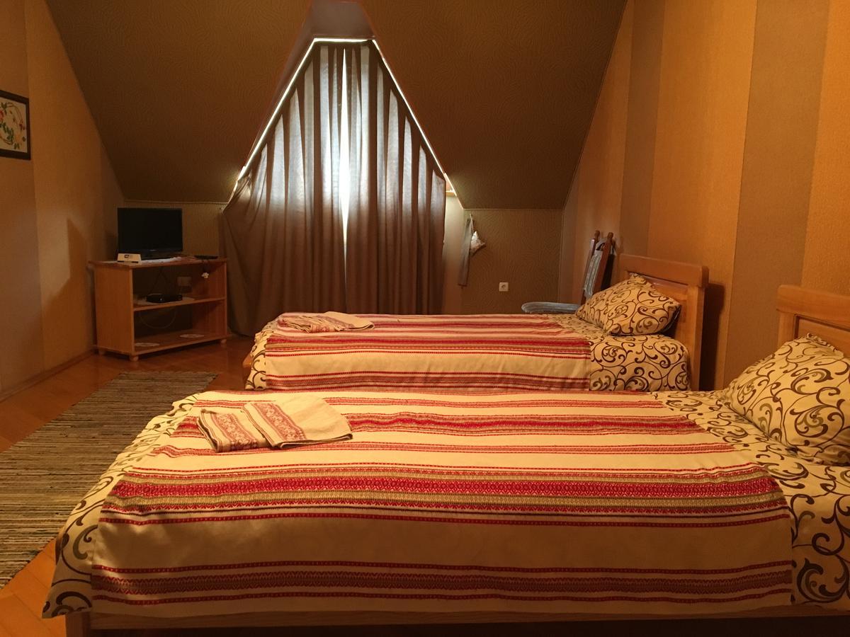 Hotel Svitlytsia Tyachiv 外观 照片